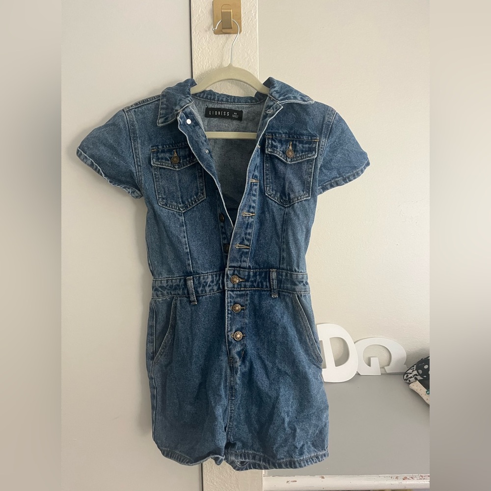 Lioness romper